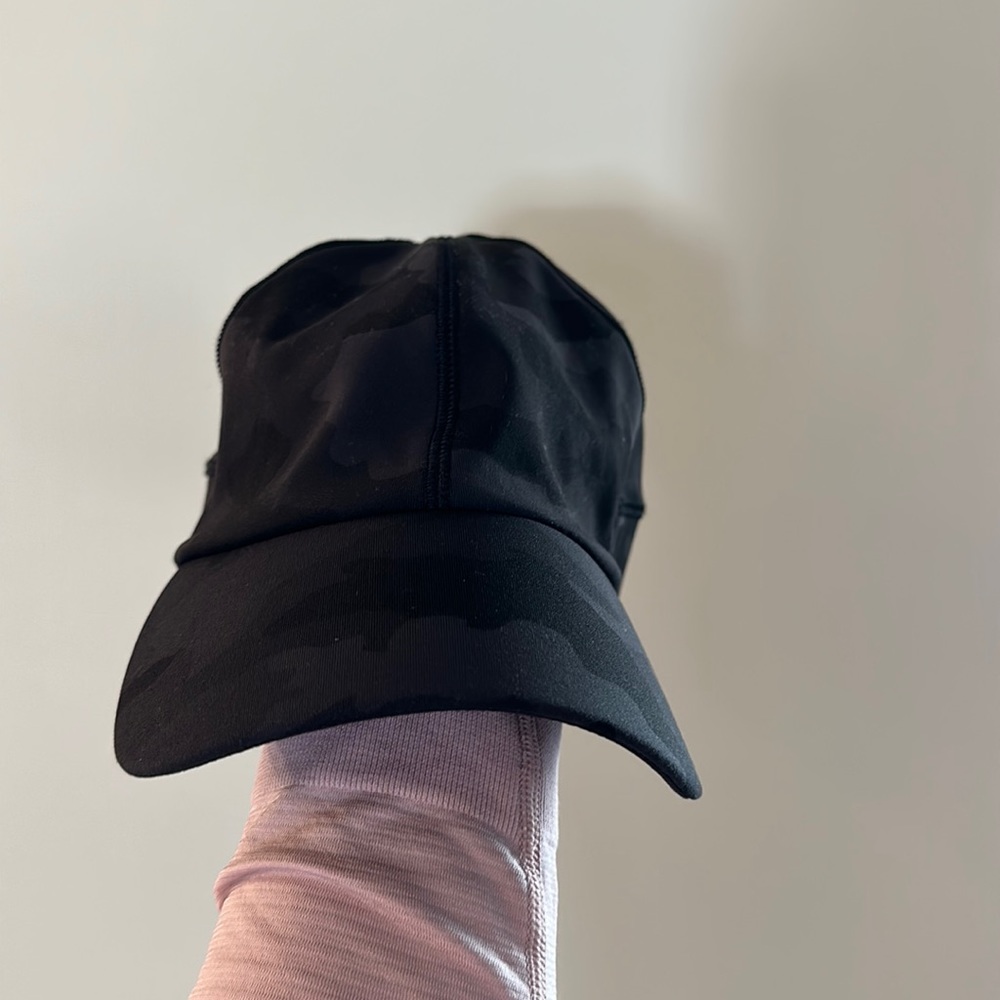 Lululemon hat